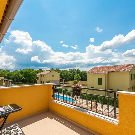 Ferienhaus Sonnenliebe Bei Zadar Holiday home Radovin