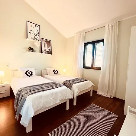 Ferienhaus Sonnenliebe Bei Zadar Holiday home