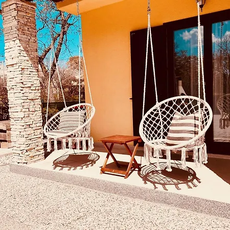 Ferienhaus Sonnenliebe Bei Zadar Holiday home *